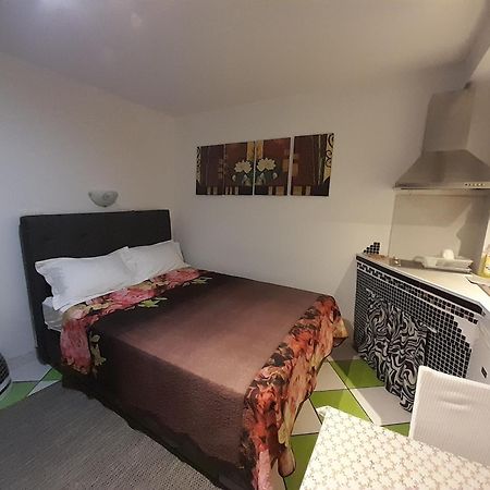 Split Studio Irisha Dış mekan fotoğraf