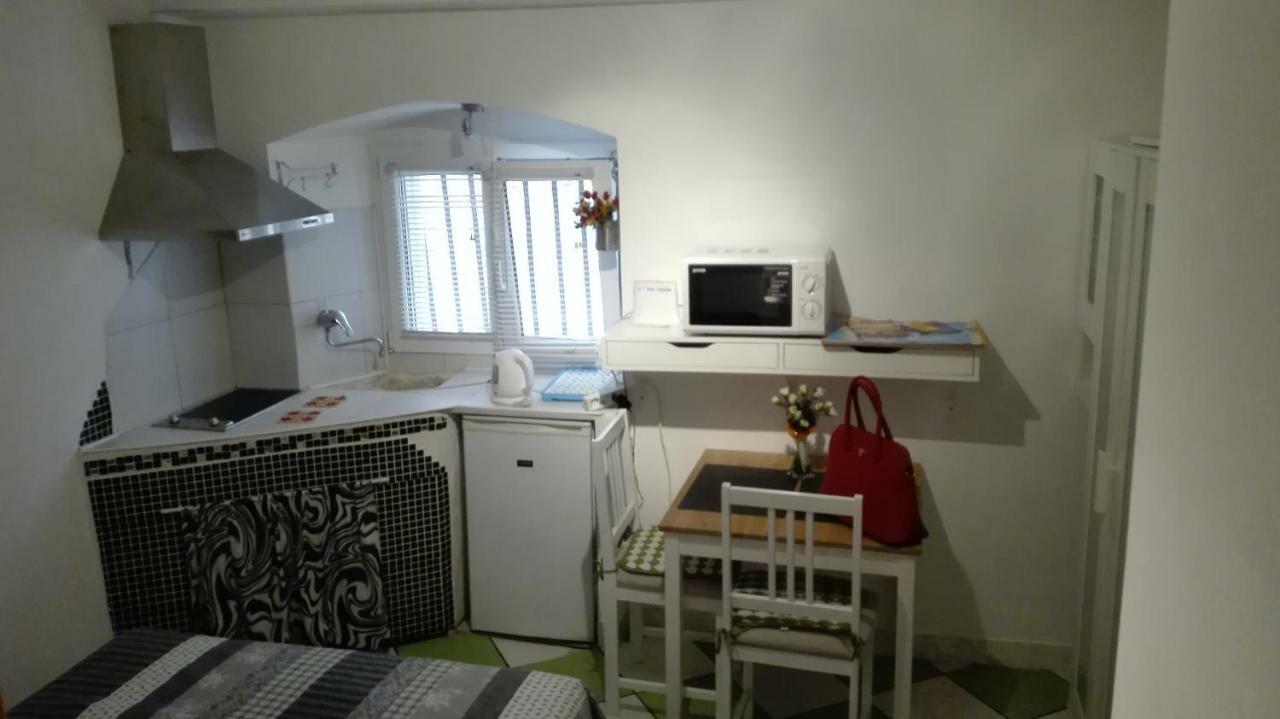 Split Studio Irisha Dış mekan fotoğraf